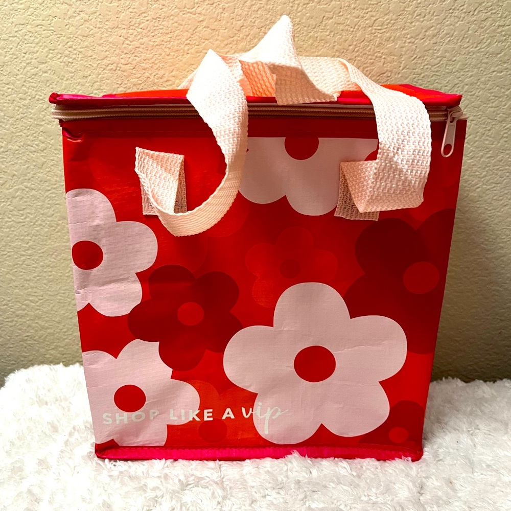 Insulated Flower Pattern Lunch Box